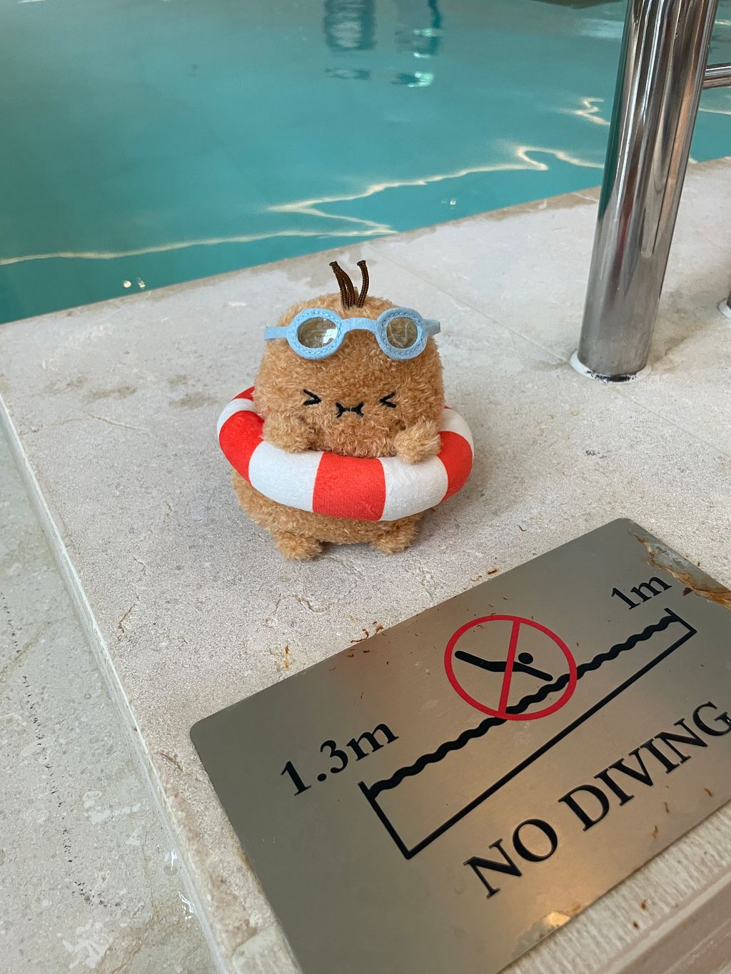 Splashy Mini Sitting Plush Toy